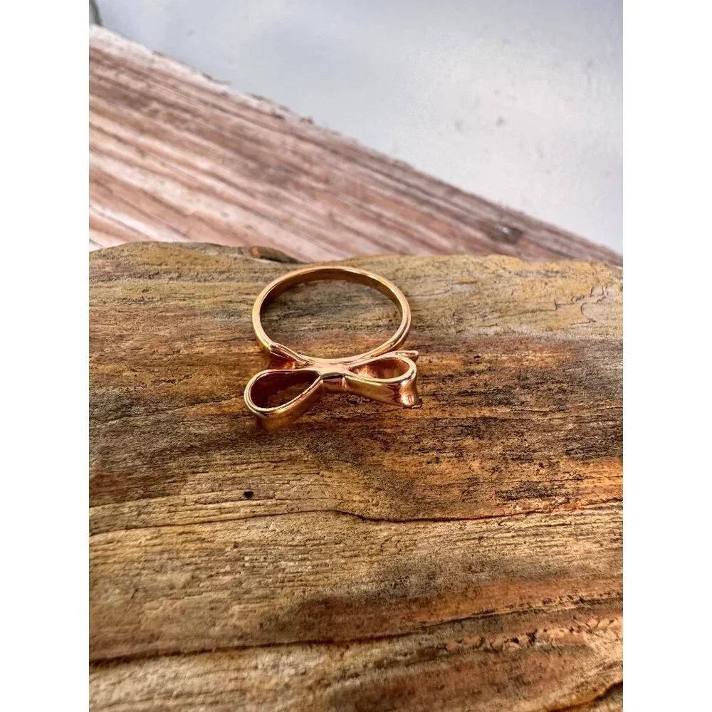 Kate Spade Gold Tone Bow Ring Size 8 Elegant Fashion Jewelry - Picture 6 of 11